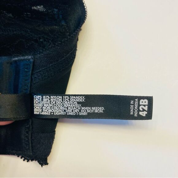 Torrid Curve Lightly Lined T-Shirt Bra Plus Size 42B Black Lace Multi Floral - Picture 7 of 7